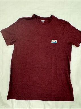 Old Navy Men's Short Sleeve Pocket Tee in Burgundy